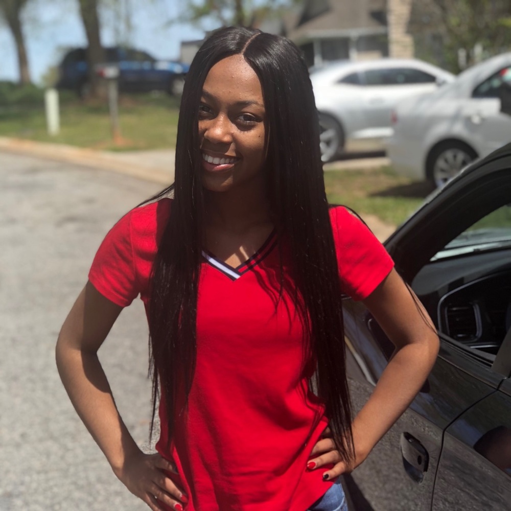 Meet your Posher, Kemya